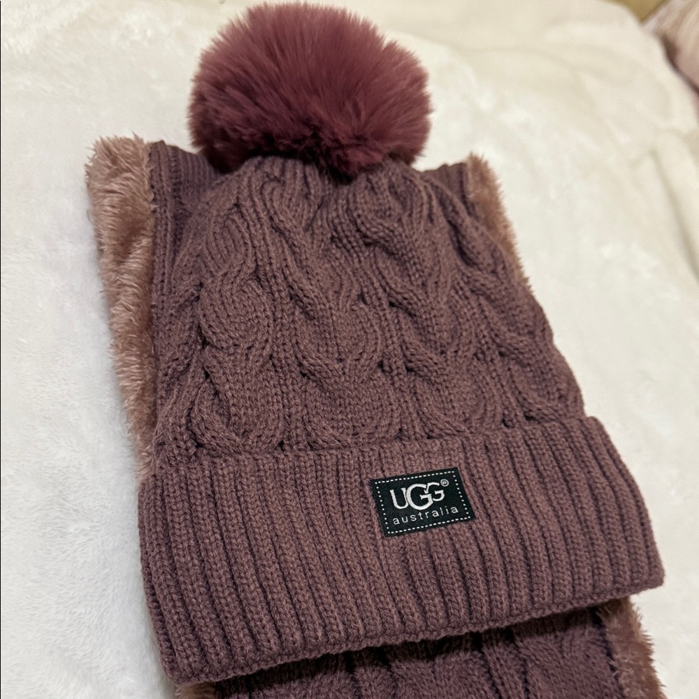 NWOT UGG Knit Infinity Beanie and Scarf Set - the color is Mauve - Picture 2 of 6